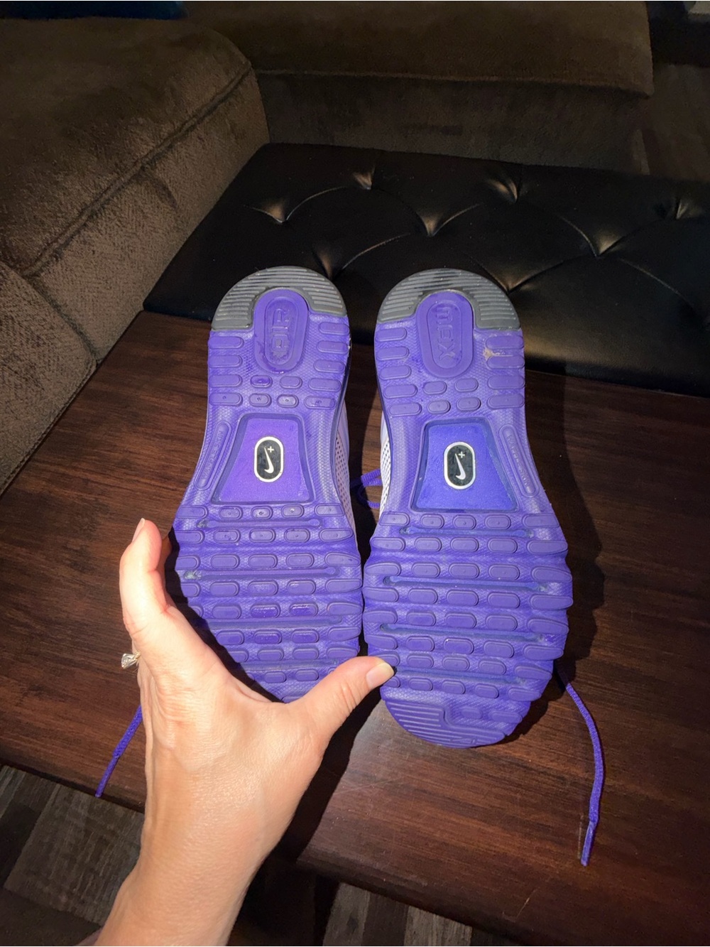 Nike Women’s White and Purple Air Max Athletic Sneakers - Picture 6 of 6
